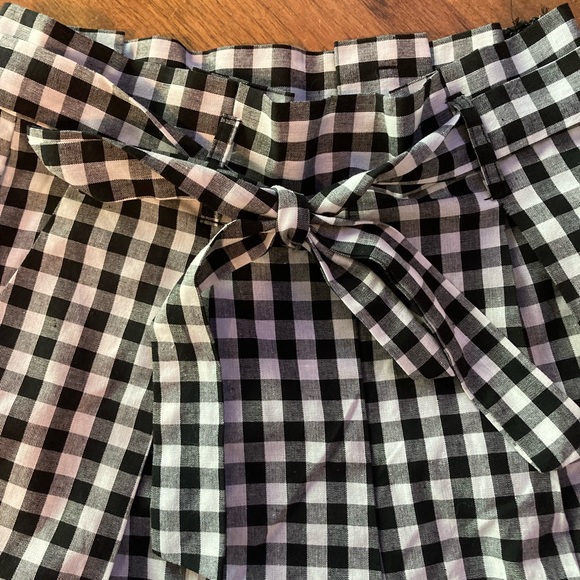 Do + Be Black and White Gingham High-Waisted Short with Tie - Picture 2 of 5